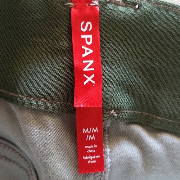 SPANX Stretch Twill Ankle Cargo Pant Stone Wash Camo Women's Size Medium - Picture 11 of 16